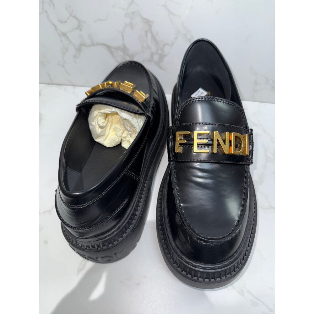 Fendi Loafers in Black with Gold Logo - Picture 5 of 6